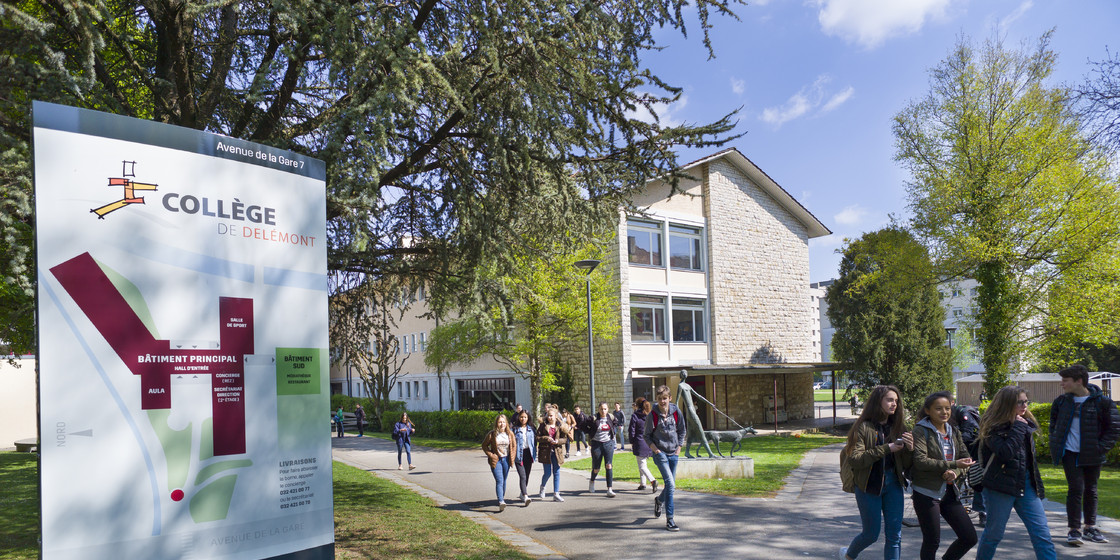 Au Collège