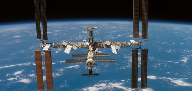 La terre vue de l'ISS en direct